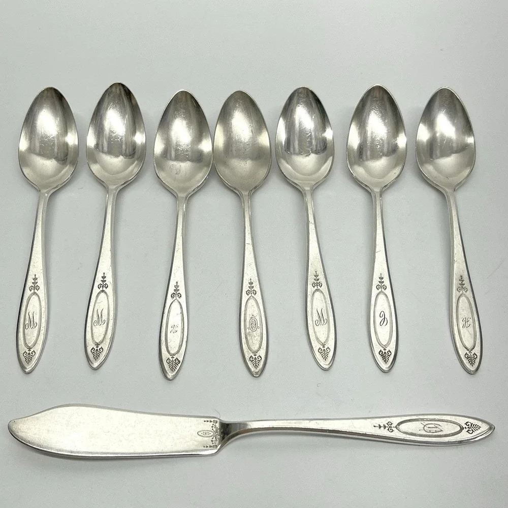 Vtg 1917 Oneida Community Plate Adam Pattern 6 Teaspoons & Butter Knife Monogram